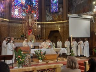 La paroisse St Jean Bosco vous souhaite une très heureuse fête de Pâques!