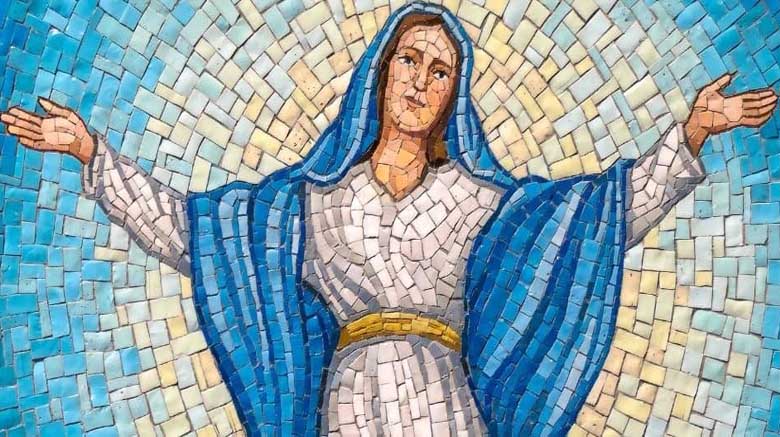 Solennité de l’Assomption de la Vierge Marie : Dans la gloire du ciel, Marie nous précède.